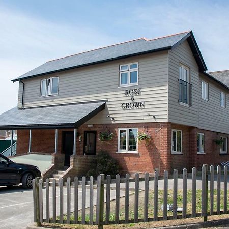 Hotel Rose And Crown Lytchett Matravers Exterior foto